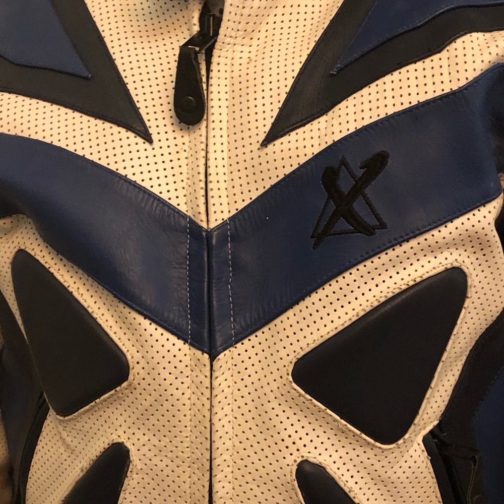 Motorcycle Jacket - Picture 5 of 8